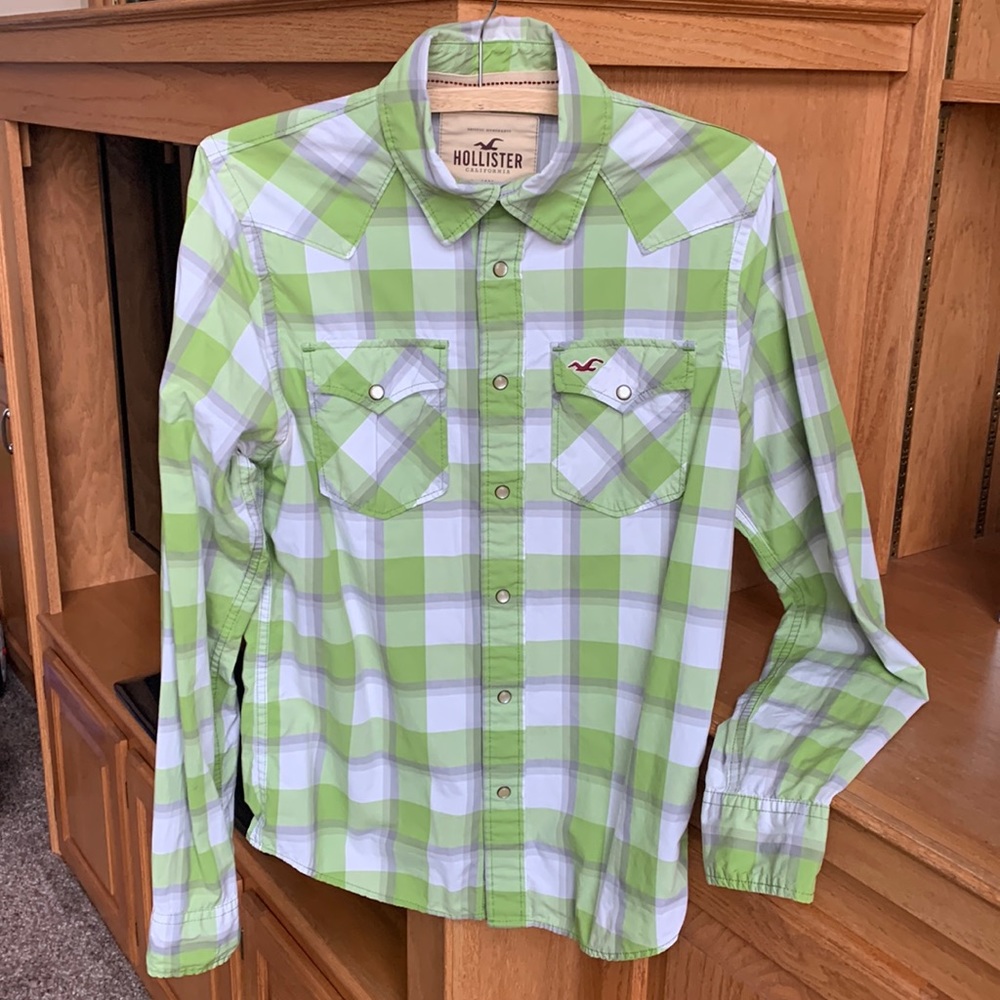 Hollister plaid shirt👍🏻
